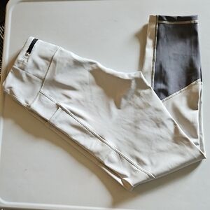 TomboyX Light Gray Leggings